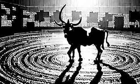 The Narrative Trap: Why ADA Whale Accumulation and SOL Buy Signals Could Be Red Flags in a Bull Market